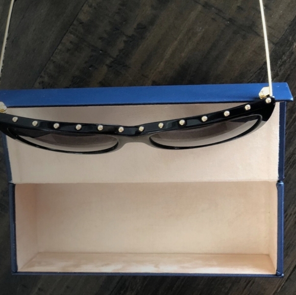 Louis Vuitton La Boum Sunglasses 56mm - Picture 10 of 13